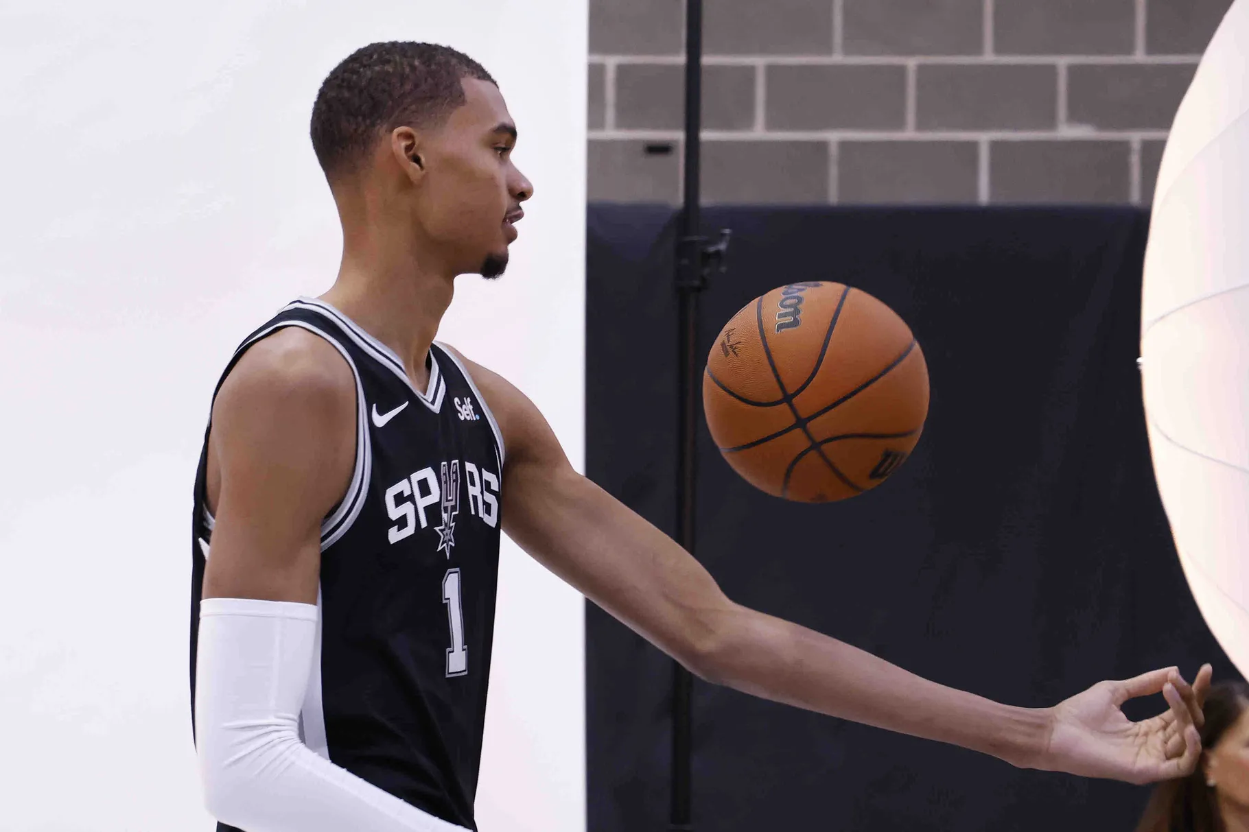 Victor Wembanyama at San Antonio Spurs media day. Photo by Ronald Cortes/Getty Images